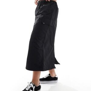 Vans Riley Parachute midi skirt in classic black. Size XS